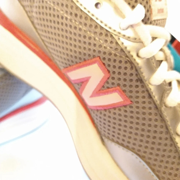 New Balance Rock & Tone Special Edition Sneaker💕 - Picture 14 of 16